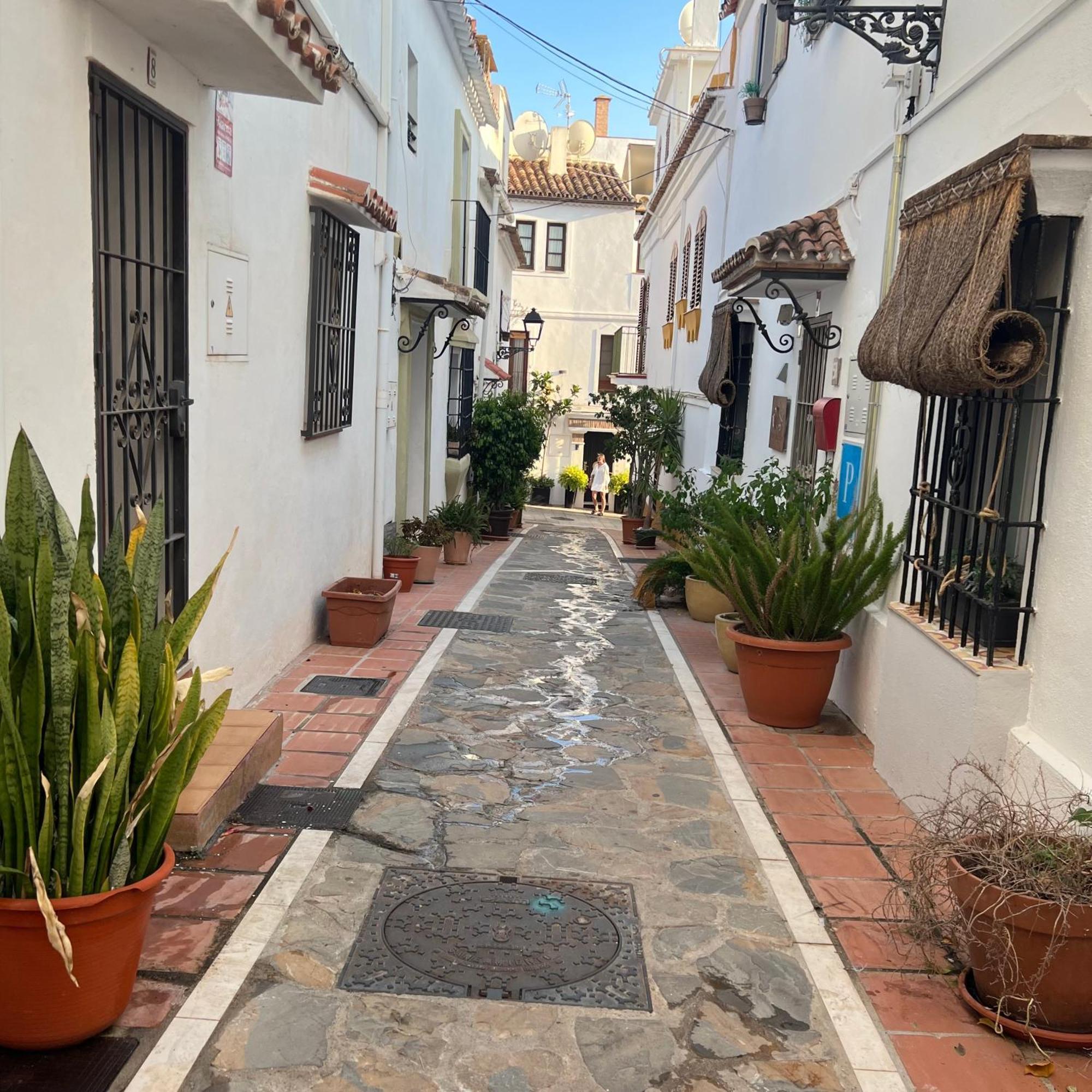 Old Town House With Terrace Vila Marbella Exterior foto